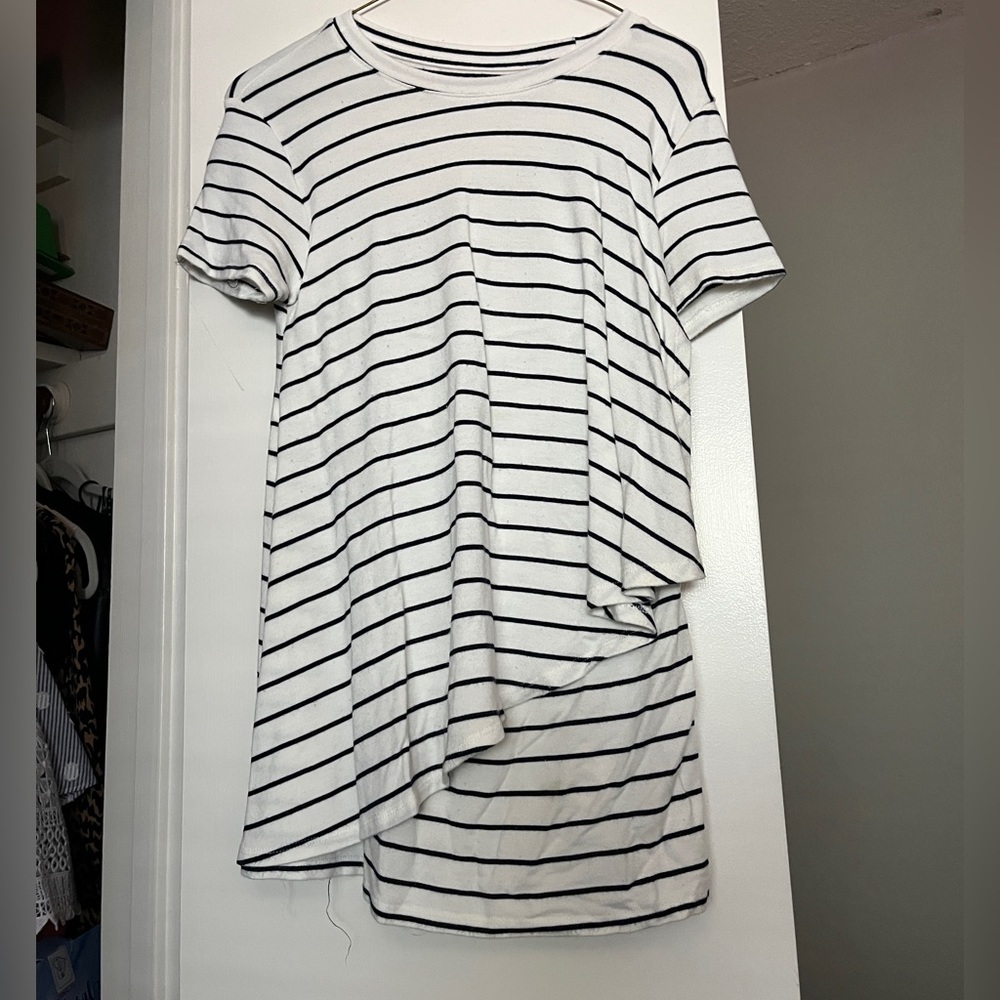 A Pea In The Pod Maternity Nursing Top Soft XS